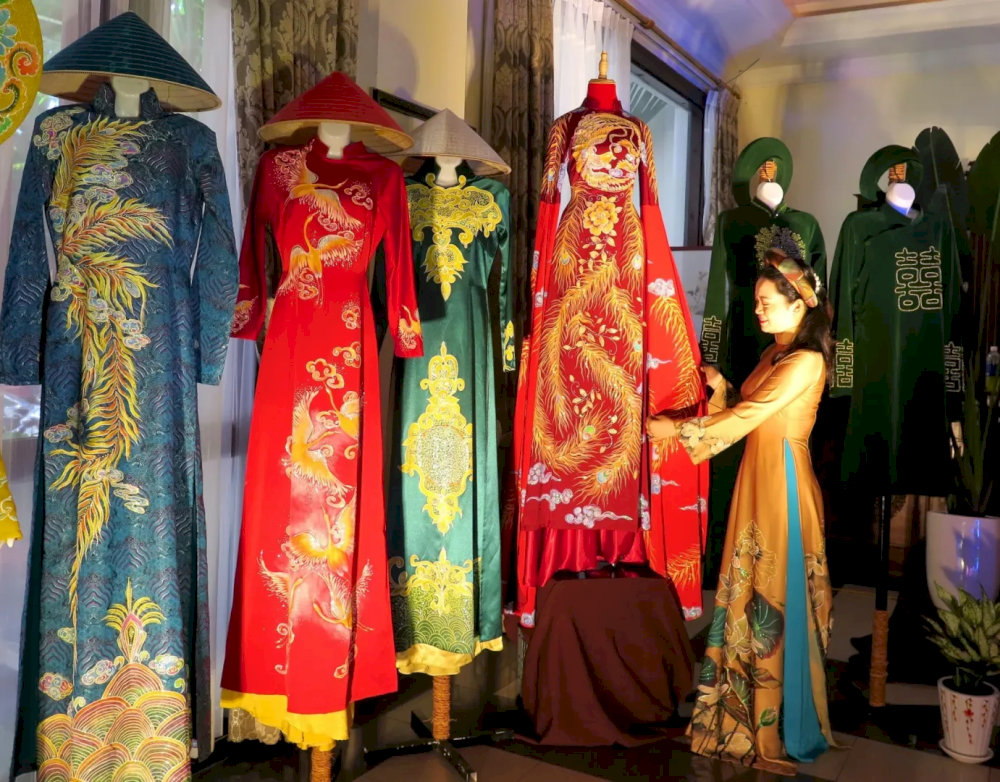 You can have your own ao dai custom-made in 2 days in Vietnam 